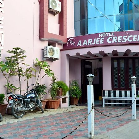 Oyo 6179 Hotel Aarjee Crescent Dzsaipur Kültér fotó