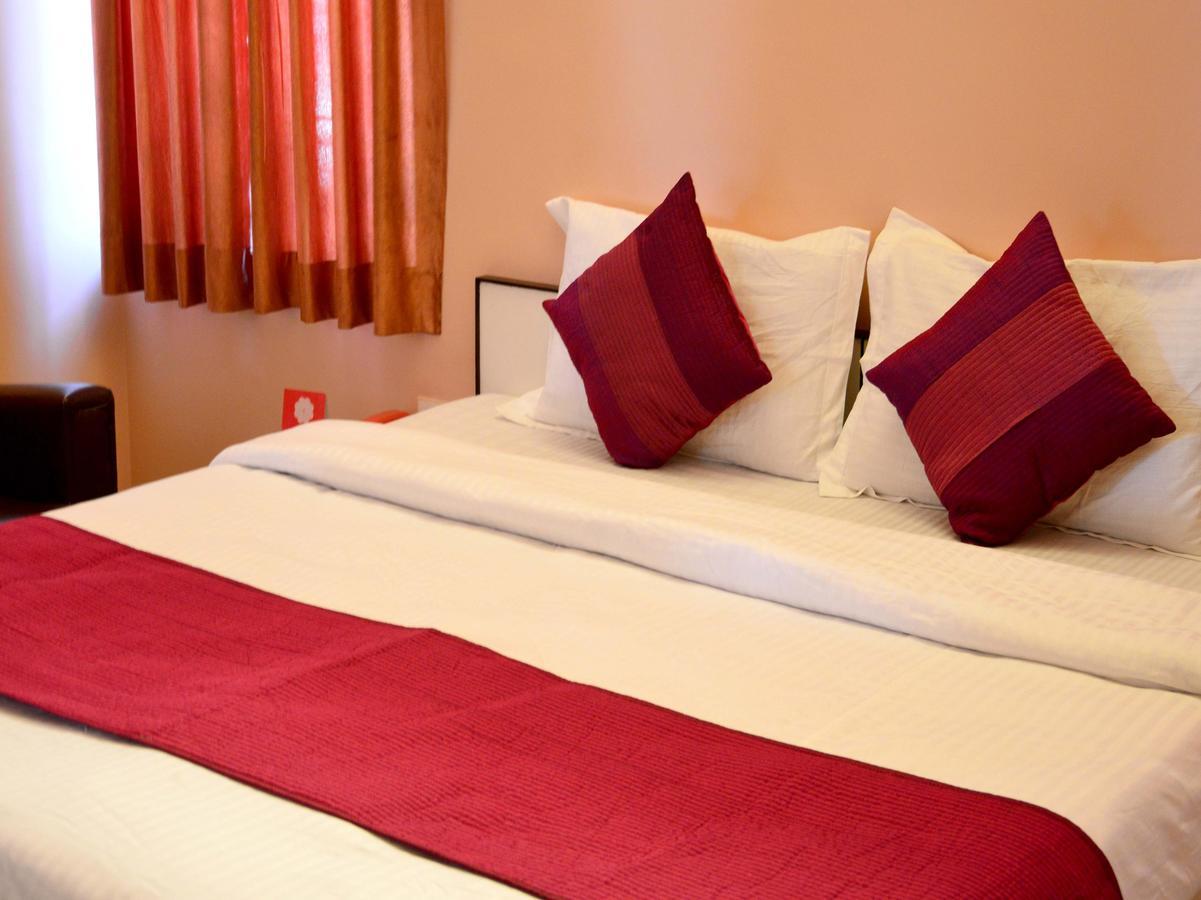 Oyo 6179 Hotel Aarjee Crescent Dzsaipur Kültér fotó