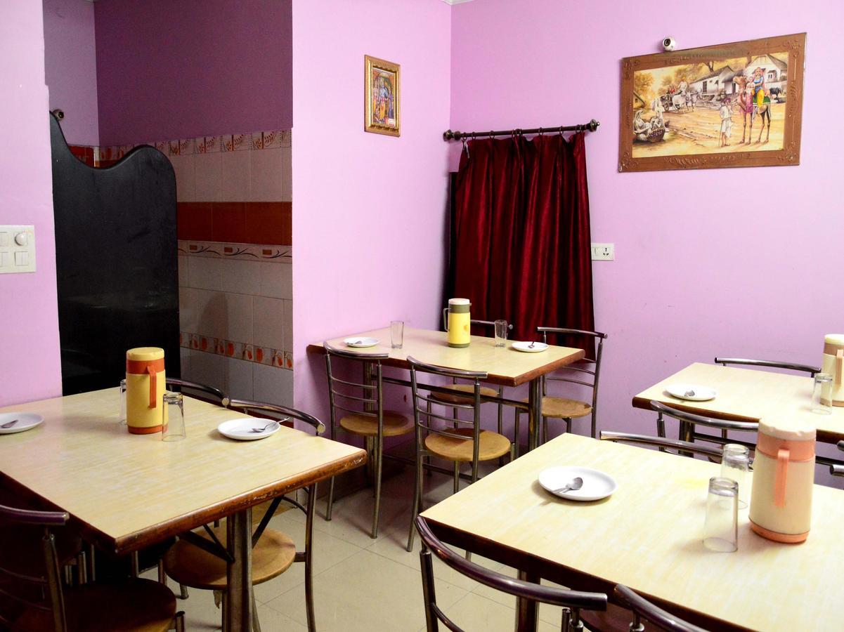 Oyo 6179 Hotel Aarjee Crescent Dzsaipur Kültér fotó