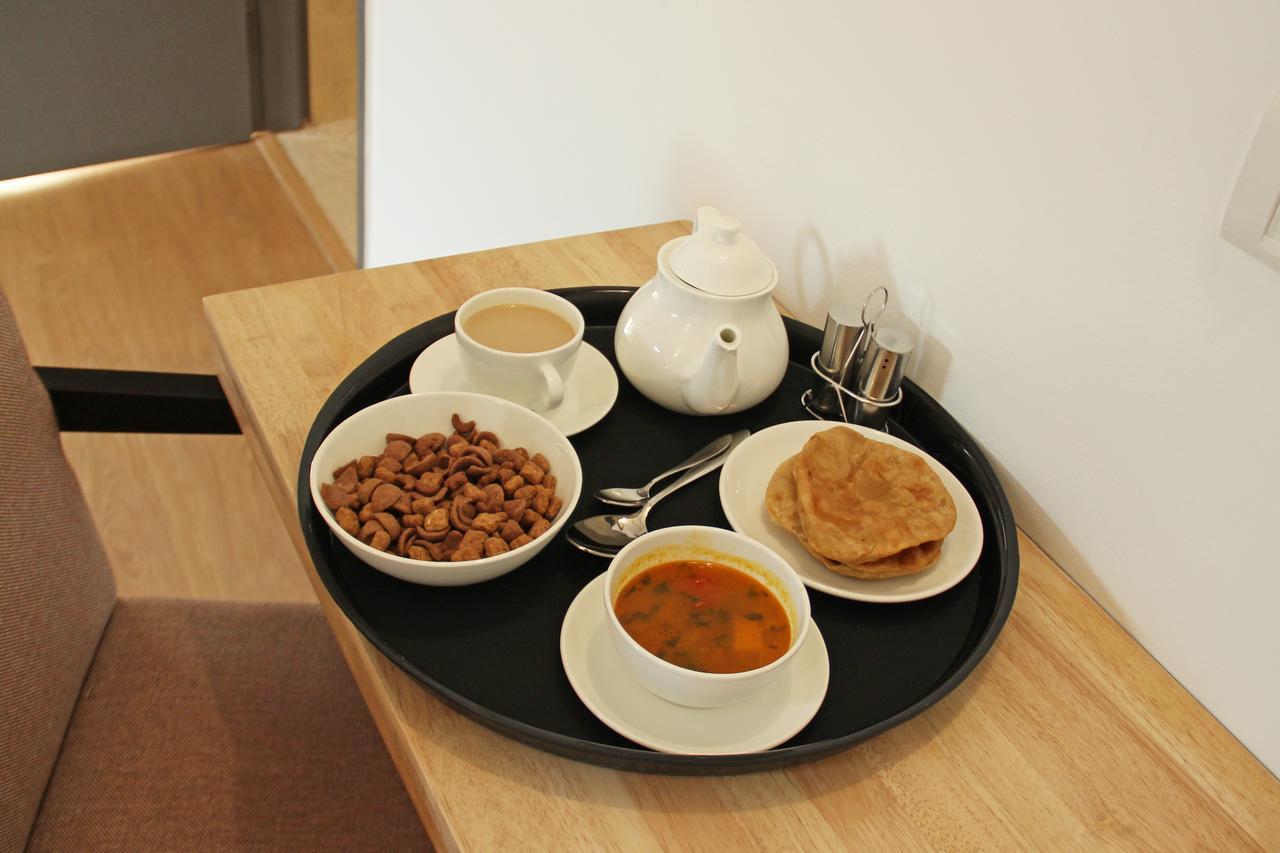 Oyo 6179 Hotel Aarjee Crescent Dzsaipur Kültér fotó